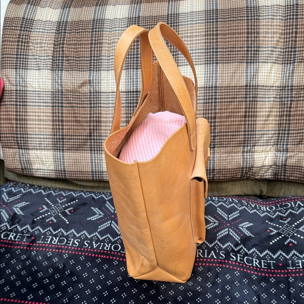 American Apparel Tan LEATHER Tote Bag EXCELLENT CONDITION HARDLY USED 14 X 14 - Picture 10 of 13